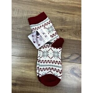 New Size OSFM LUK EES Snowflakes Holiday Socks By MUKLUKS